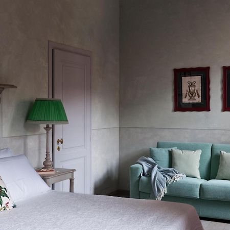 Отель Relais Del Maro Borgomaro Экстерьер фото