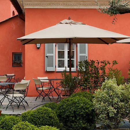 Отель Relais Del Maro Borgomaro Экстерьер фото