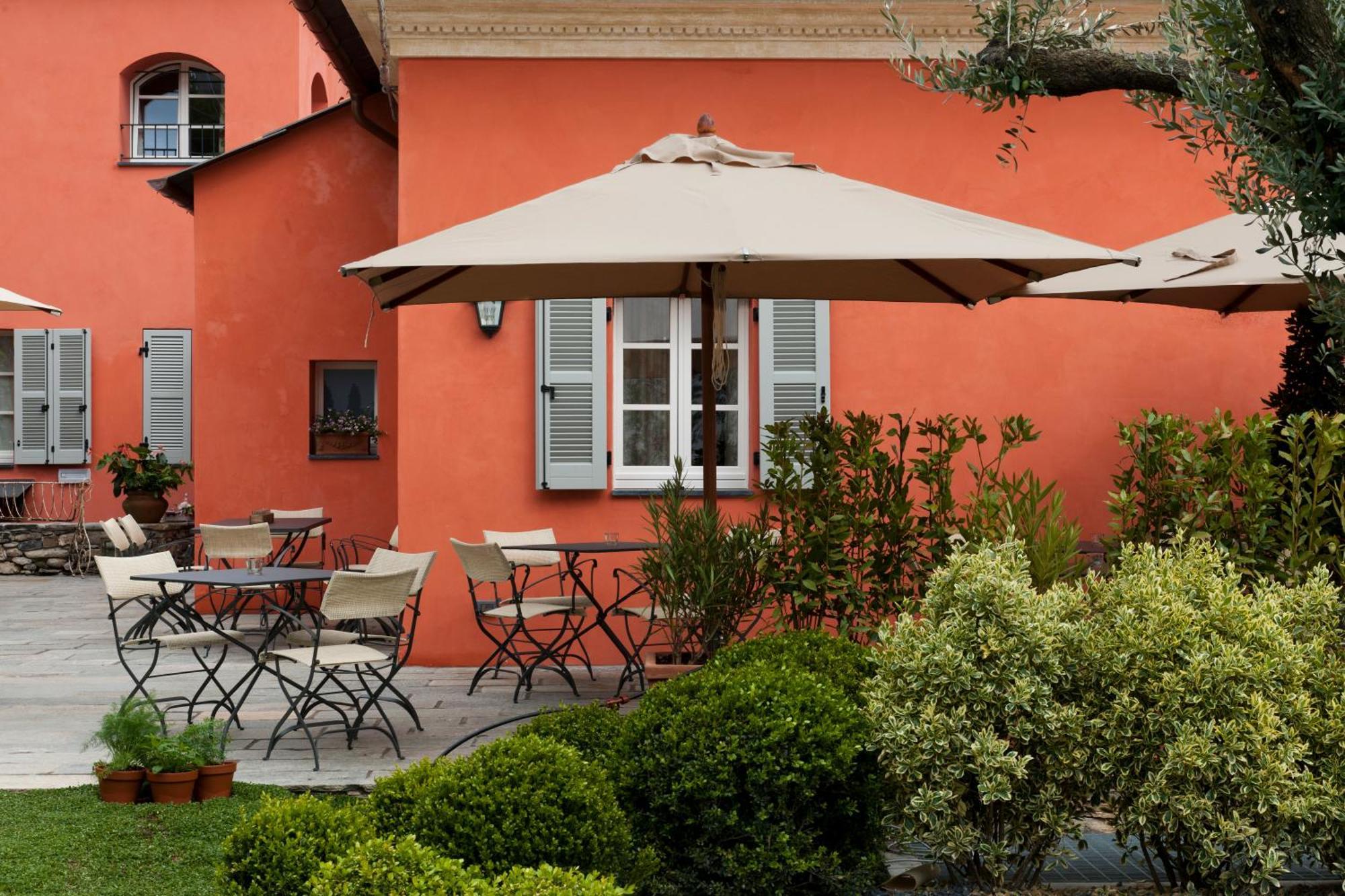 Отель Relais Del Maro Borgomaro Экстерьер фото