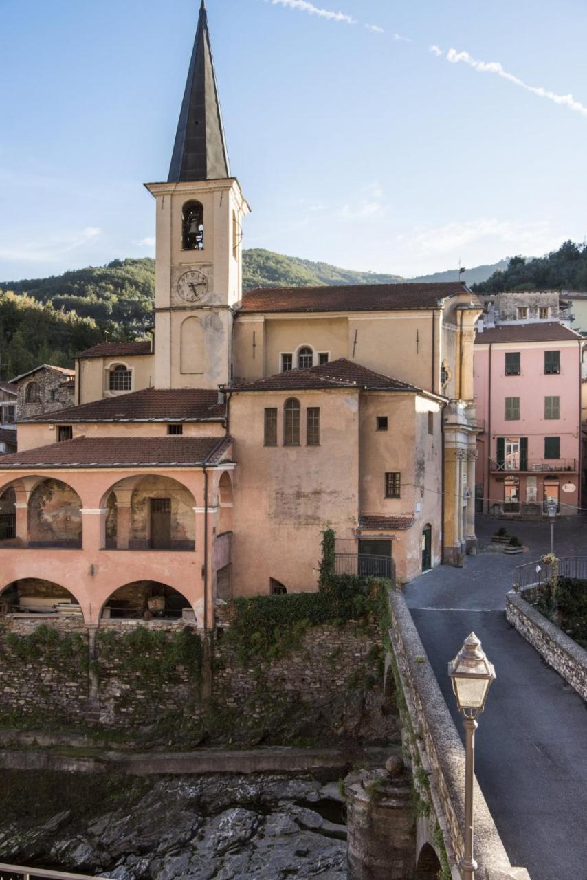 Отель Relais Del Maro Borgomaro Экстерьер фото