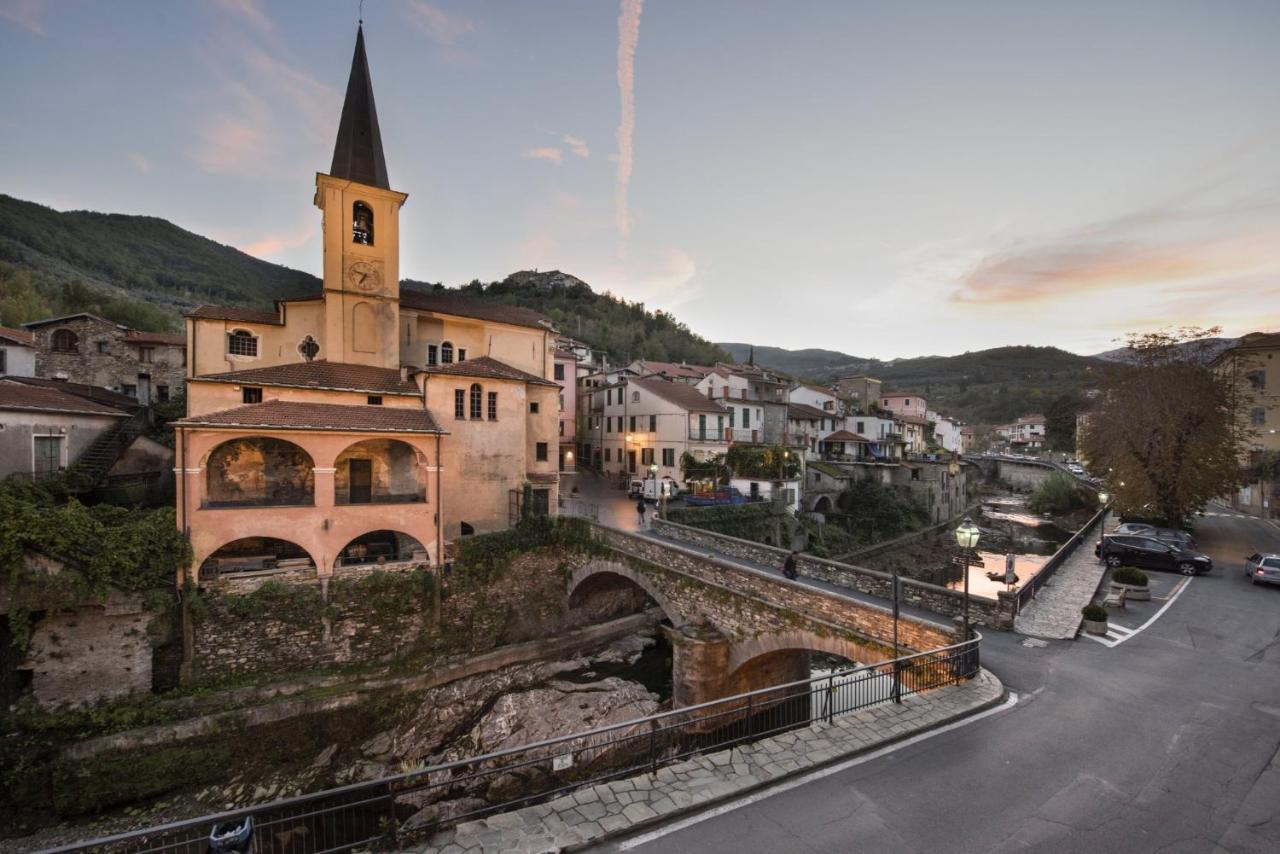 Отель Relais Del Maro Borgomaro Экстерьер фото