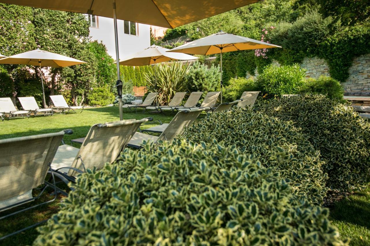 Отель Relais Del Maro Borgomaro Экстерьер фото